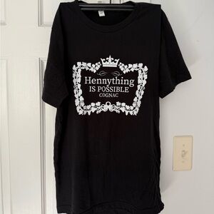 Black Graphic T-Shirt - Hennything is Possible